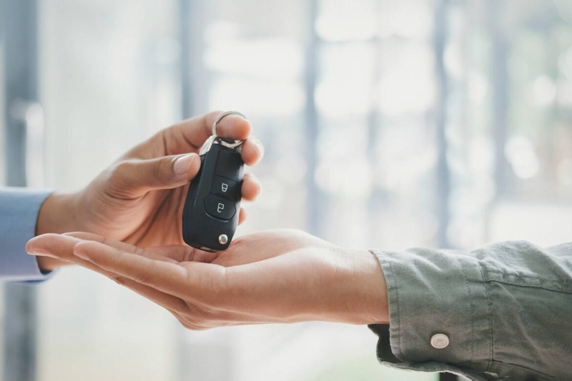 Auto z aukcji/po leasingu: jak od razu ustawić komplety i zabezpieczenia (Katowice)